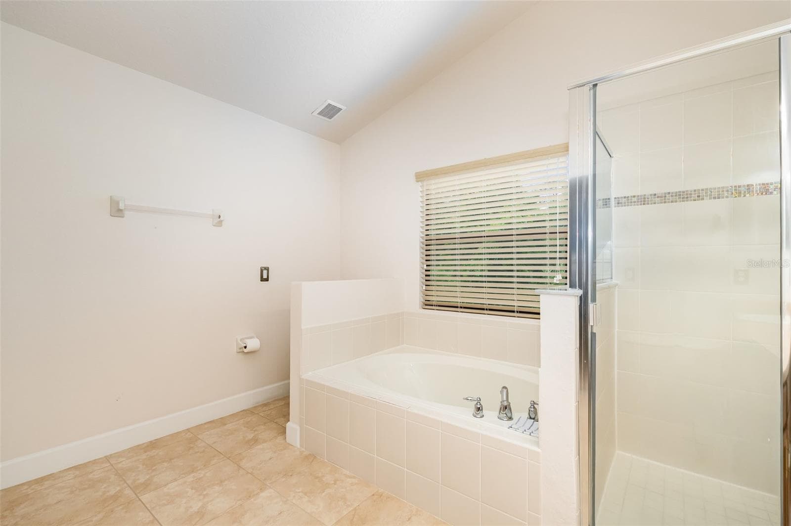 Single Family Residence at 912 WHETSTONE PL, ROCKLEDGE, photo 19 of 26