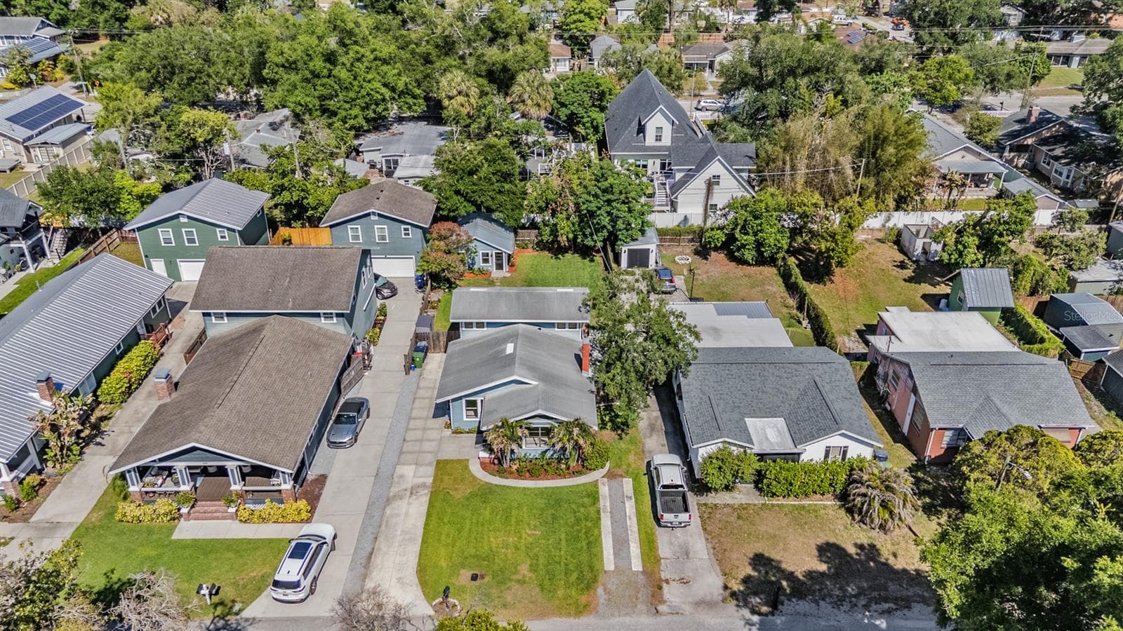 Single Family Residence at 4109 N SEMINOLE AVE, TAMPA, photo 3 of 50
