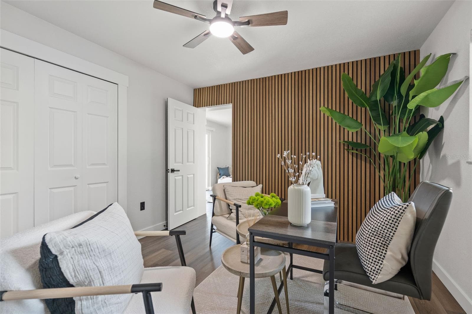 Single Family Residence at 30 OAKLAND HILLS CT, ROTONDA WEST, photo 6 of 65