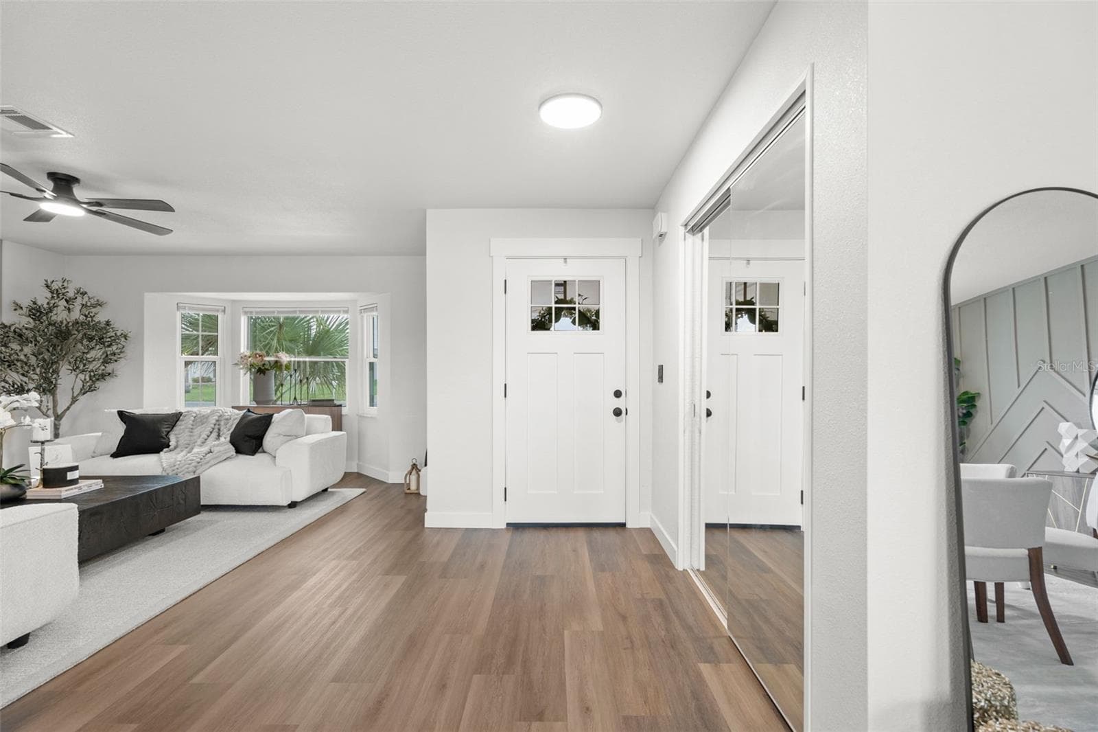 Single Family Residence at 30 OAKLAND HILLS CT, ROTONDA WEST, photo 9 of 65