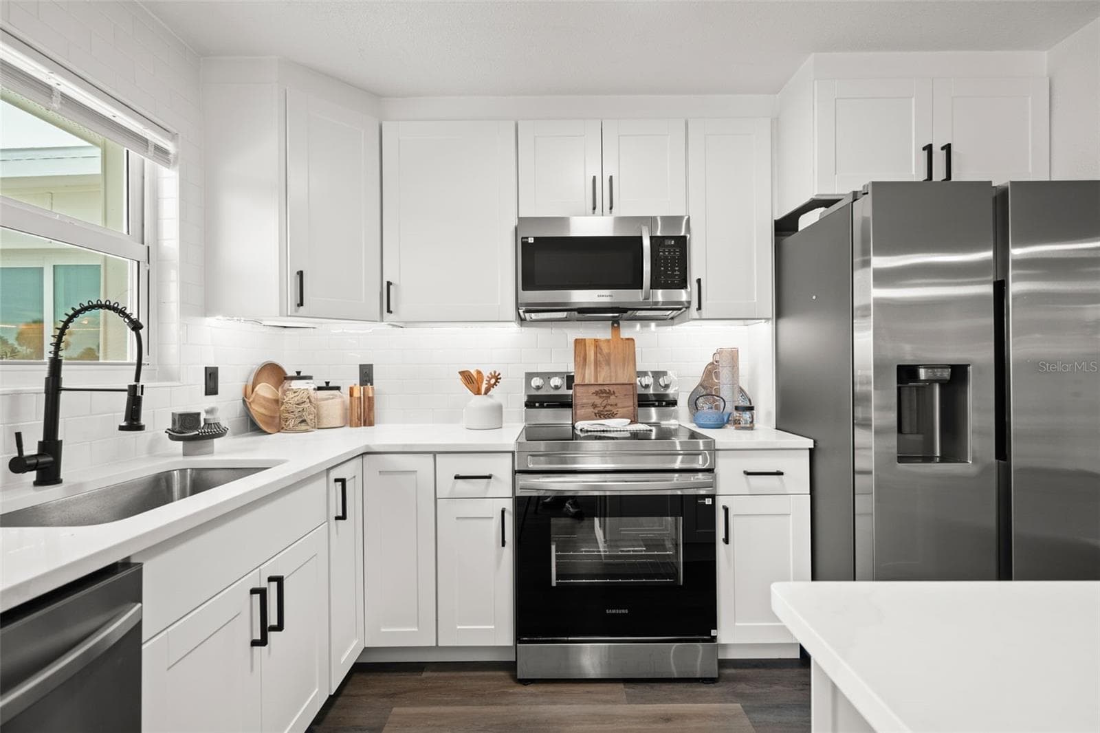 Single Family Residence at 30 OAKLAND HILLS CT, ROTONDA WEST, photo 18 of 65