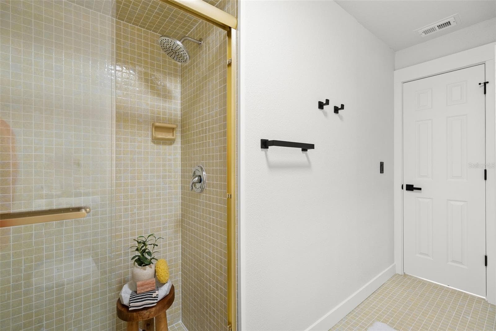 Single Family Residence at 30 OAKLAND HILLS CT, ROTONDA WEST, photo 46 of 65