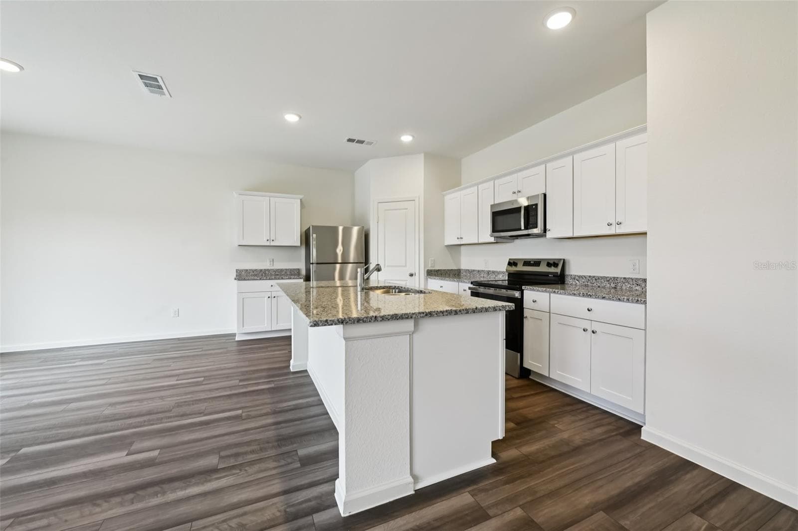 Single Family Residence at 1620 NORFOLK TRL, DELAND, photo 14 of 39