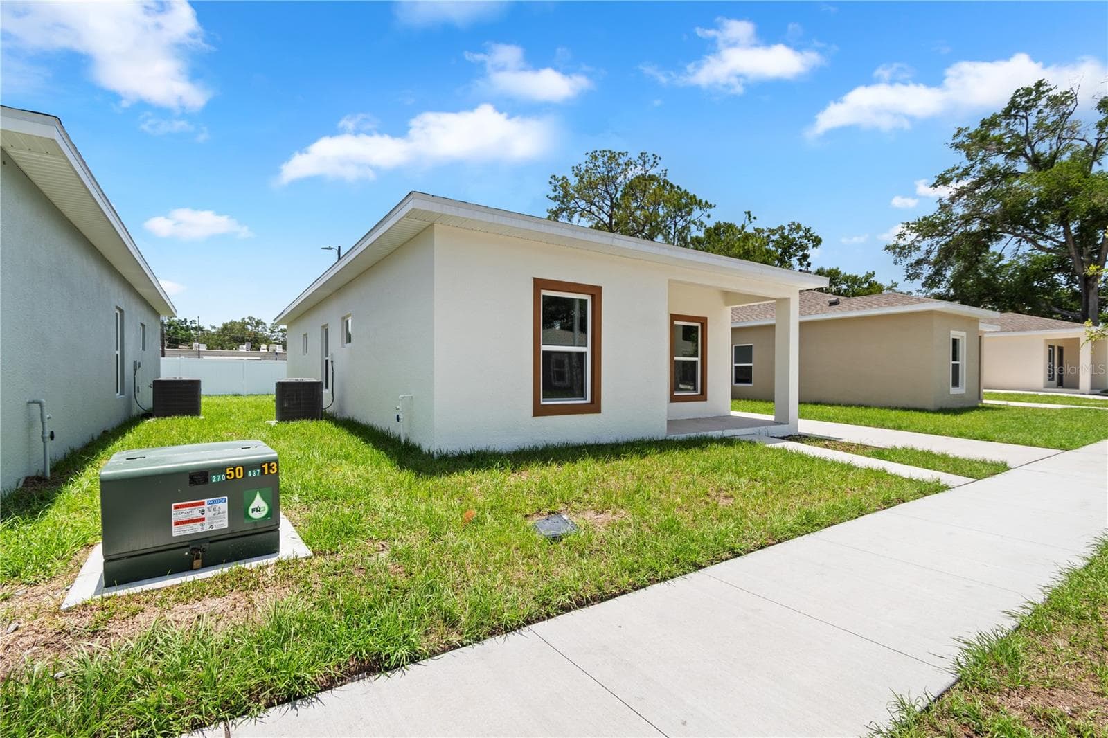 Single Family Residence at 5017 FINDERS CT, TAMPA, photo 7 of 40