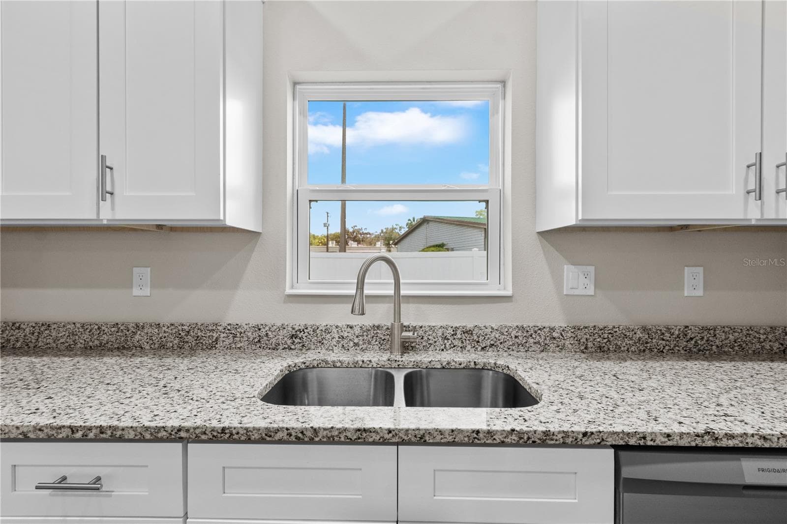 Single Family Residence at 5017 FINDERS CT, TAMPA, photo 15 of 40