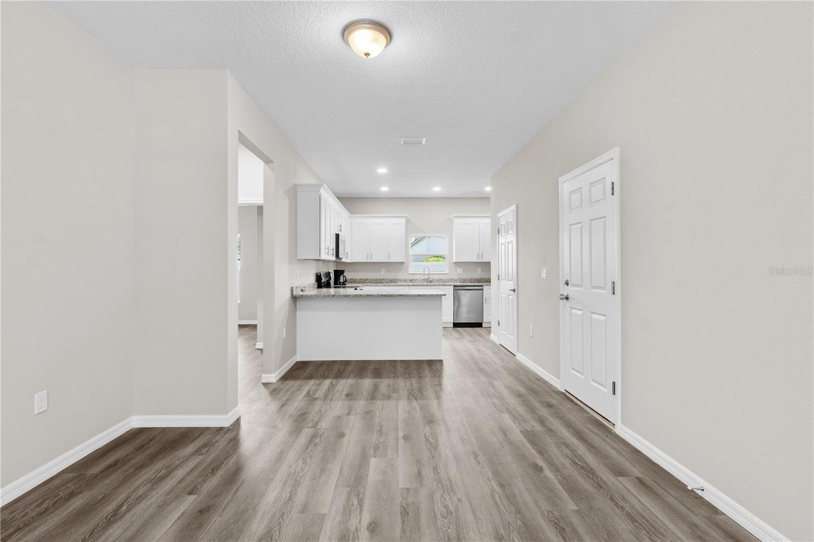 Single Family Residence at 5017 FINDERS CT, TAMPA, photo 17 of 40