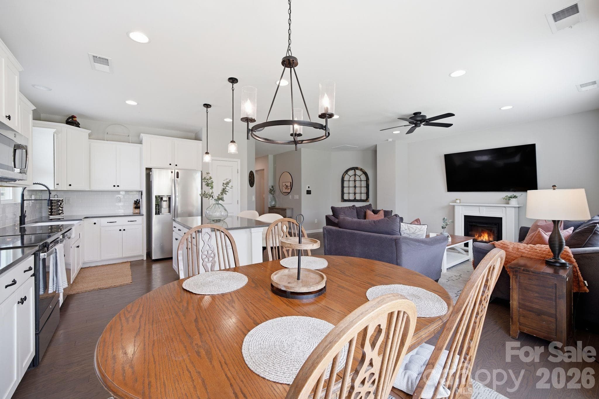 Single Family Residence at 6260 Swanport Road, Lancaster, photo 30 of 45