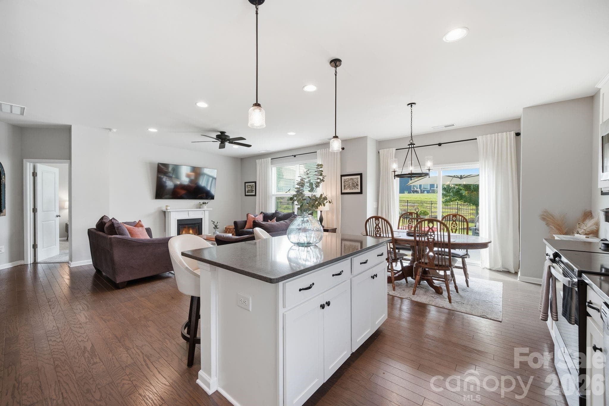 Single Family Residence at 6260 Swanport Road, Lancaster, photo 35 of 45