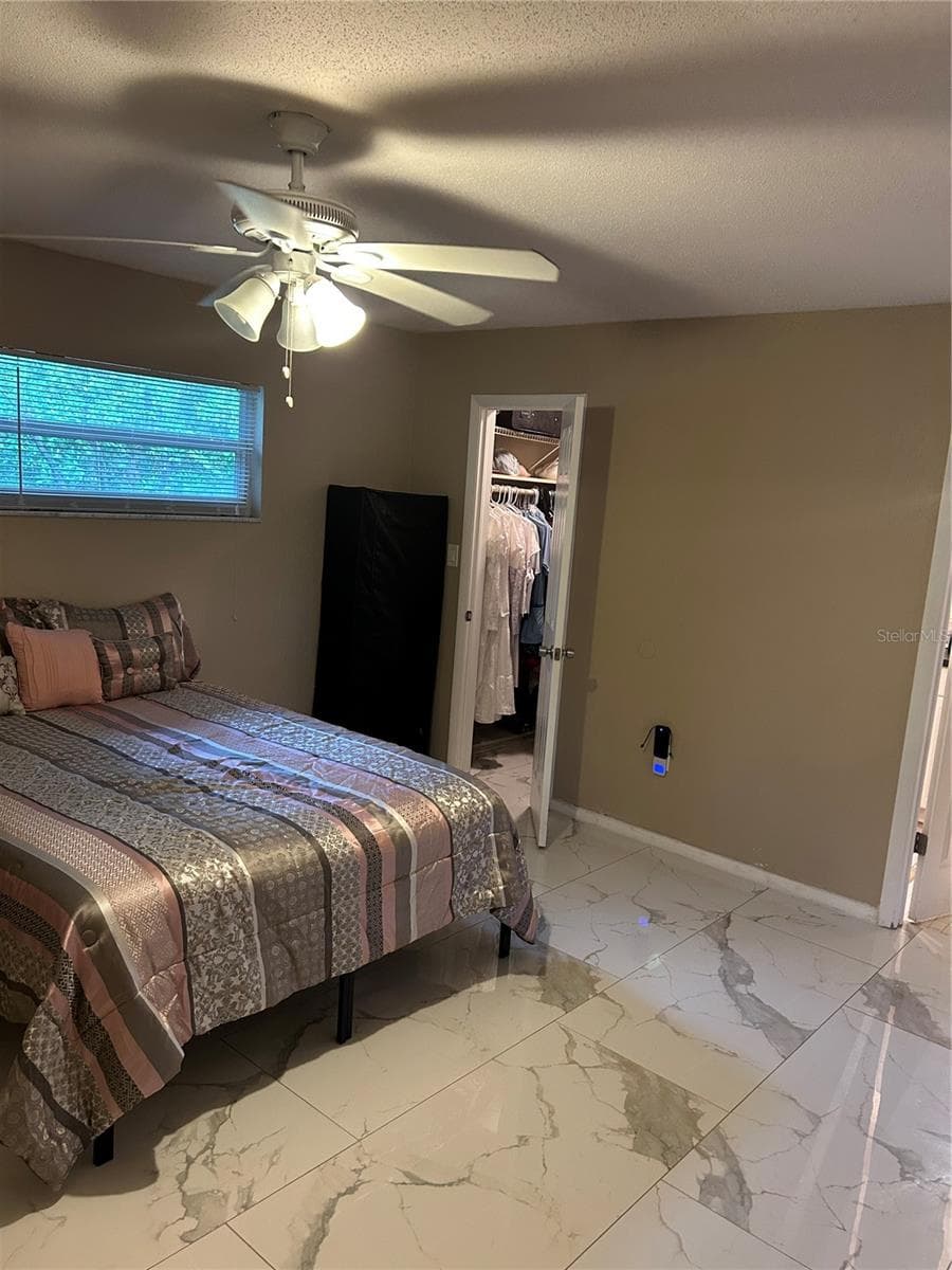 Single Family Residence at 1016 KIRK ST, ORLANDO, photo 3 of 22