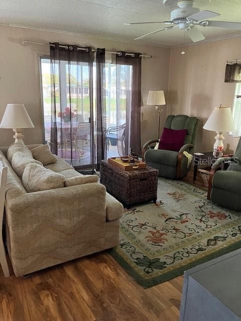 Manufactured Home at 3201 BREWSTER DR, HOLIDAY, photo 7 of 21
