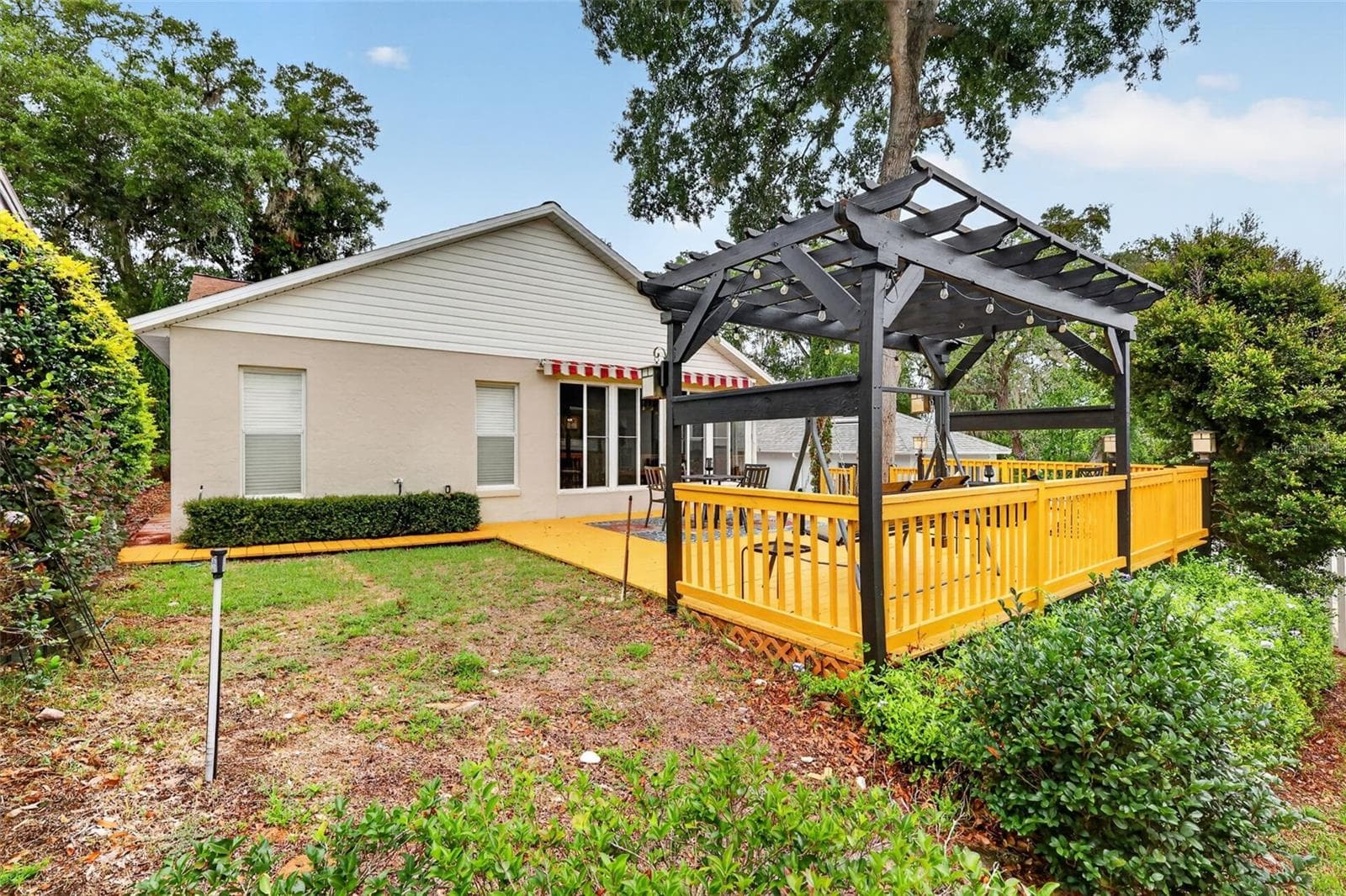 Single Family Residence at 57 TOWNHILL DR, EUSTIS, photo 34 of 37