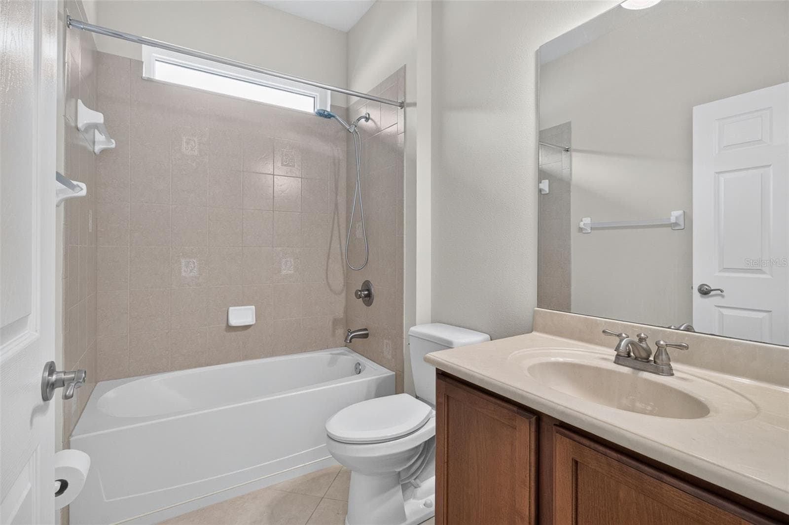 Full Bath w/ tile and Solid surface sink5.4 x 8.0 - 11156 MERGANSER WAY, NEW PORT RICHEY