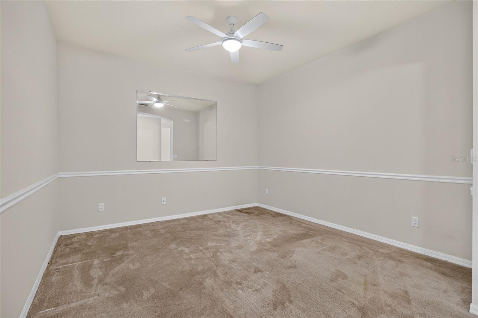 Living Room / Dining Room with Chair Rail - 11156 MERGANSER WAY, NEW PORT RICHEY