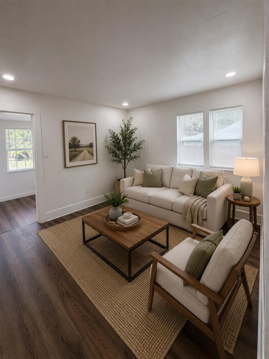 Living Room - 233 S RHODES ST, MOUNT DORA