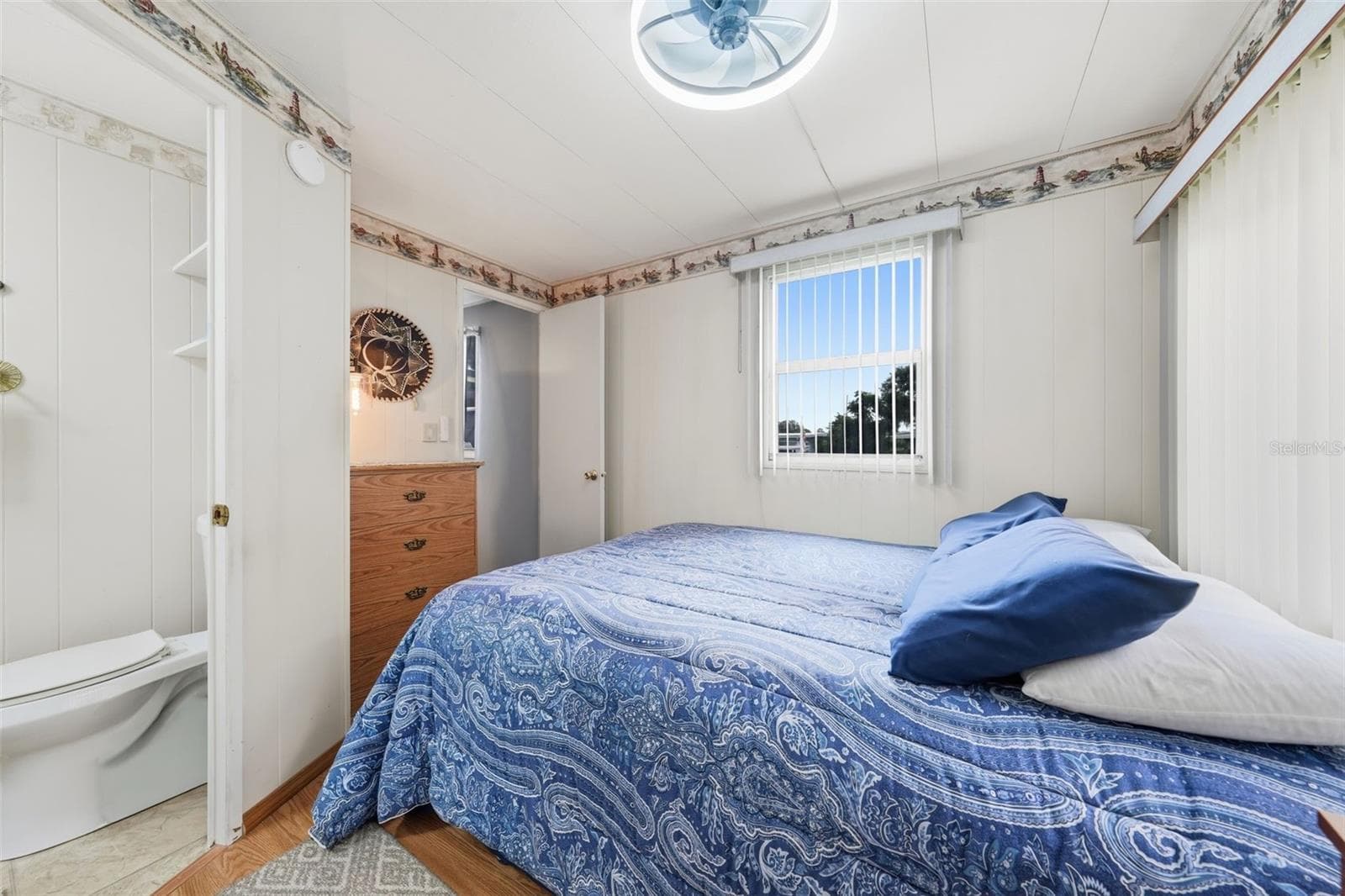 Mobile Home at 928 MORNINGVIEW DR, TAVARES, photo 21 of 63