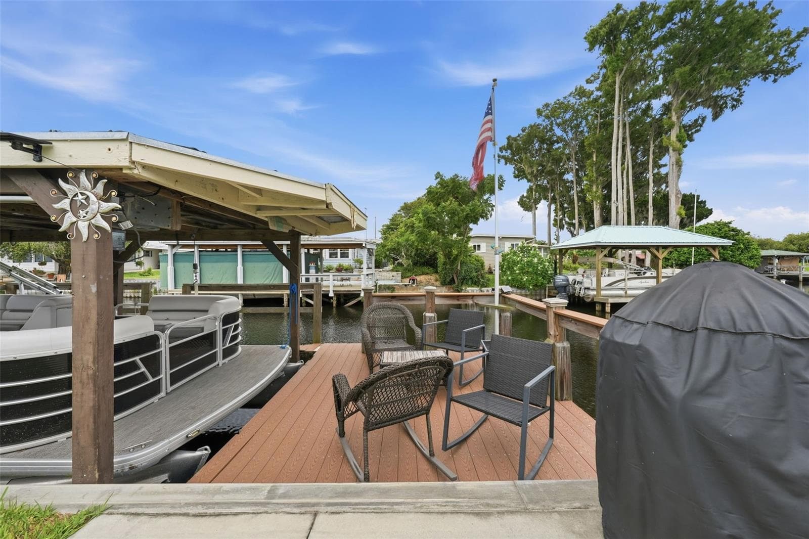 dock and boathouse - 928 MORNINGVIEW DR, TAVARES