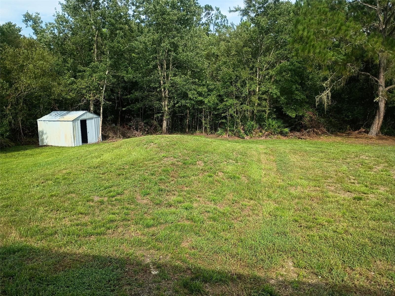 Manufactured Home at 11441 KO DR, LAKELAND, photo 11 of 25
