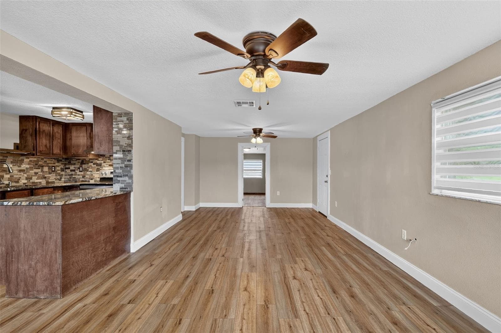 Single Family Residence at 1111 DORA AVE, TAVARES, photo 4 of 34