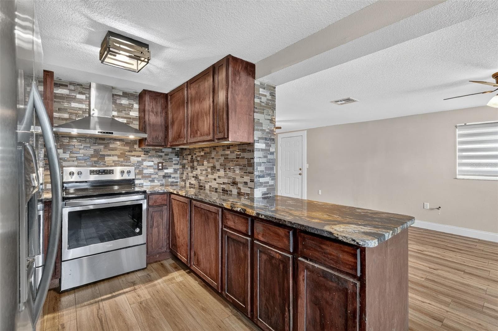 Single Family Residence at 1111 DORA AVE, TAVARES, photo 12 of 34