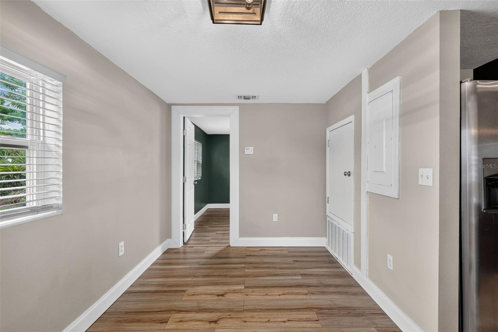 Single Family Residence at 1111 DORA AVE, TAVARES, photo 15 of 34