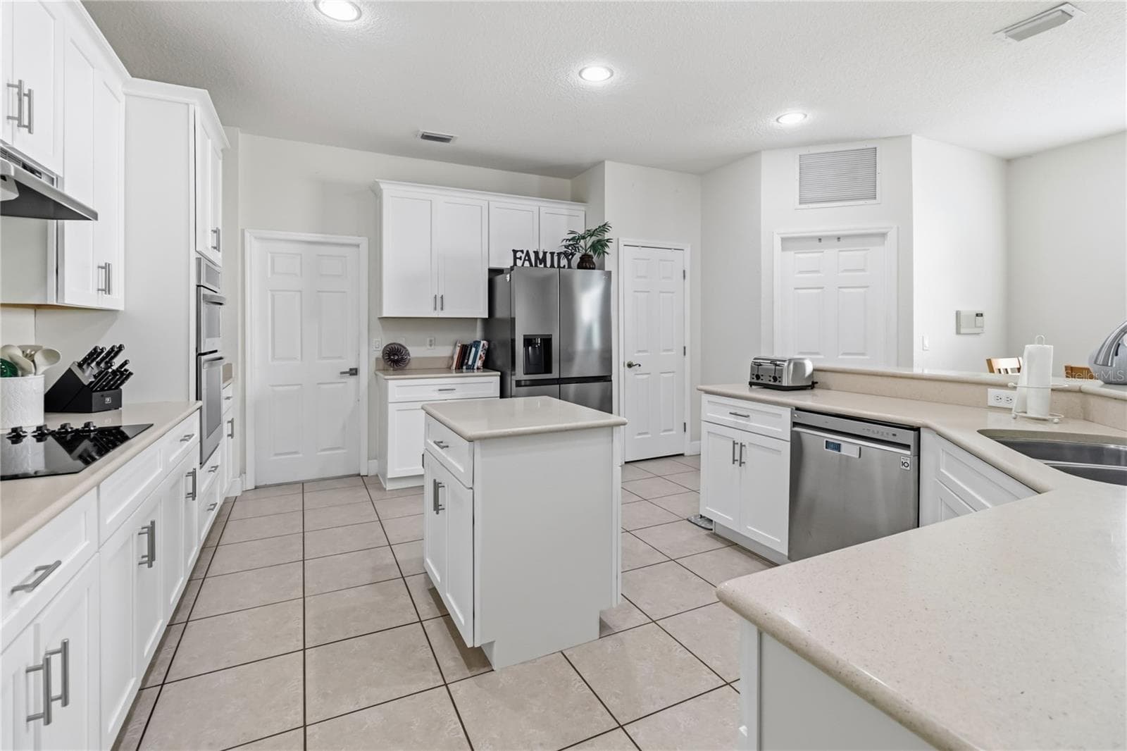 Single Family Residence at 3469 FOREST RIDGE LN, KISSIMMEE, photo 26 of 57