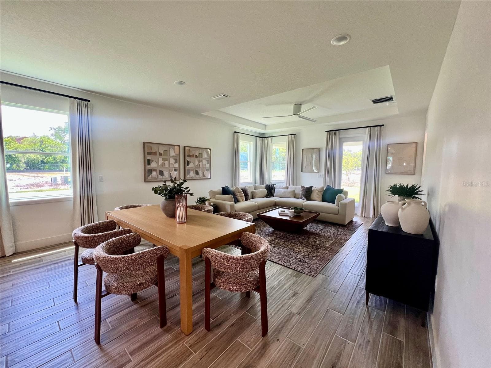 Single Family Residence at 101 ELENA LAVIN CIR, ORLANDO, photo 8 of 14