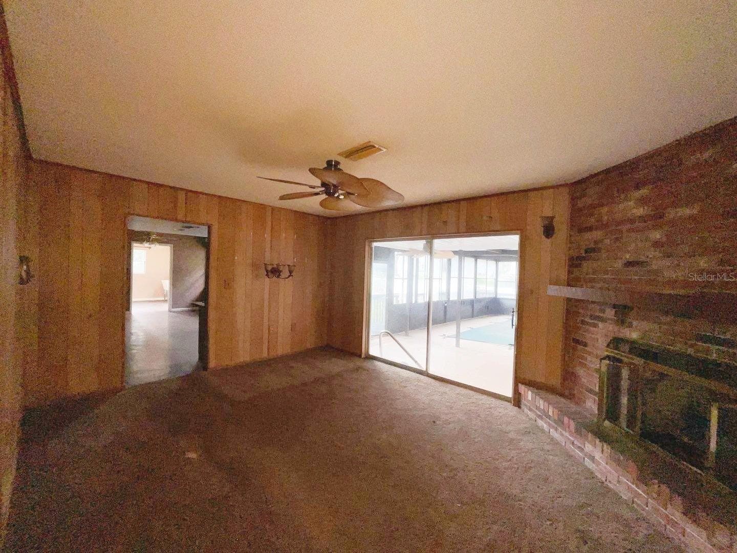 Single Family Residence at 603 W OCALA ST, UMATILLA, photo 7 of 26