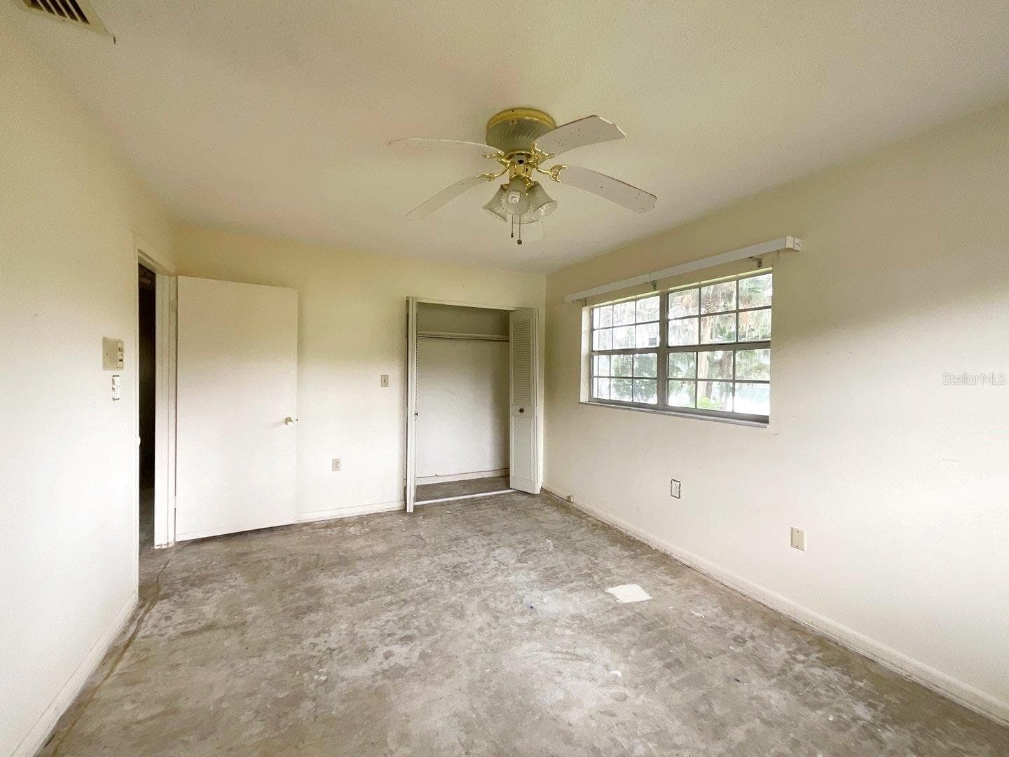 Single Family Residence at 603 W OCALA ST, UMATILLA, photo 14 of 26