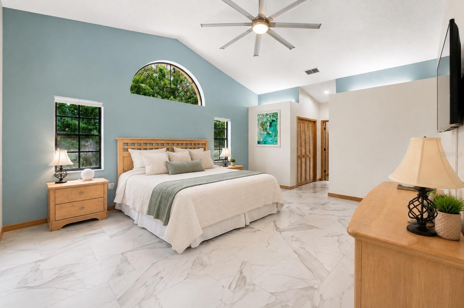 Primary bedroom - 10307 WATERS EDGE CT, WEEKI WACHEE