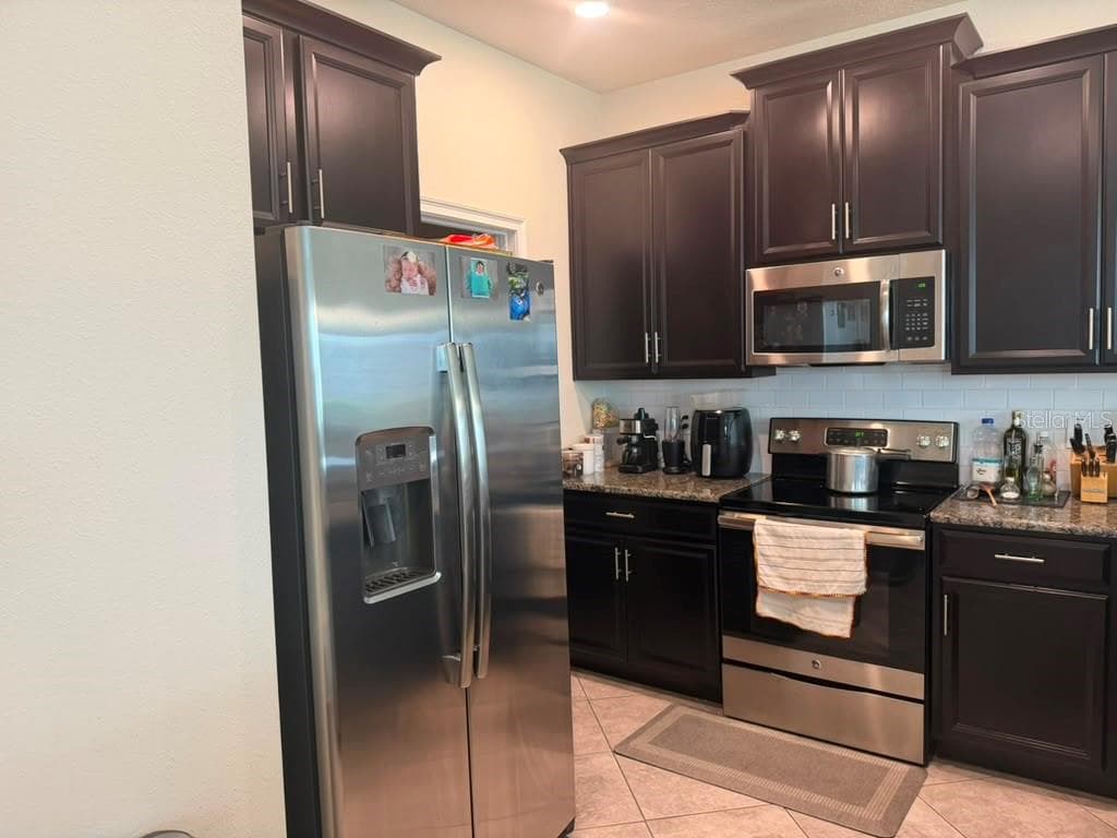 Townhouse at 15222 HARRINGTON COVE DR, ORLANDO, photo 6 of 14