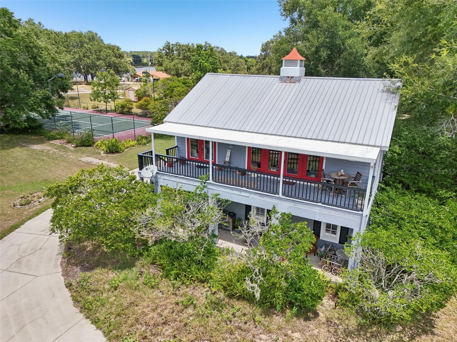 Front view of House - 18249 ROSE ST, GROVELAND
