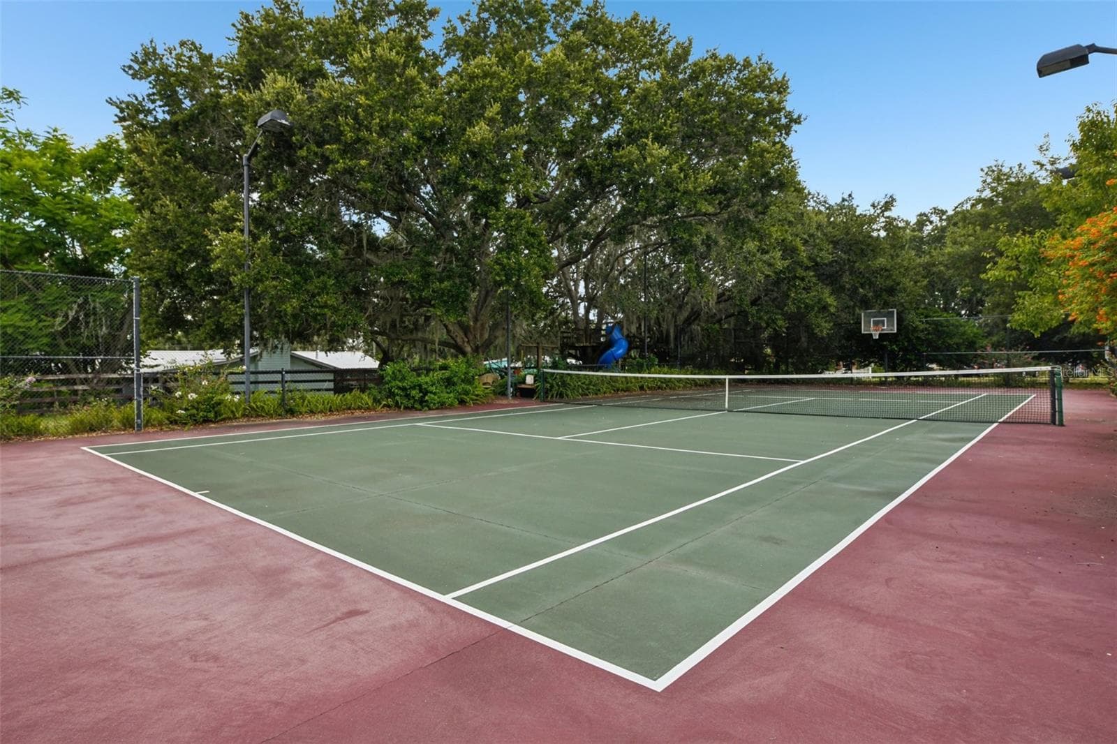 Sports/Tennis Court - 18249 ROSE ST, GROVELAND