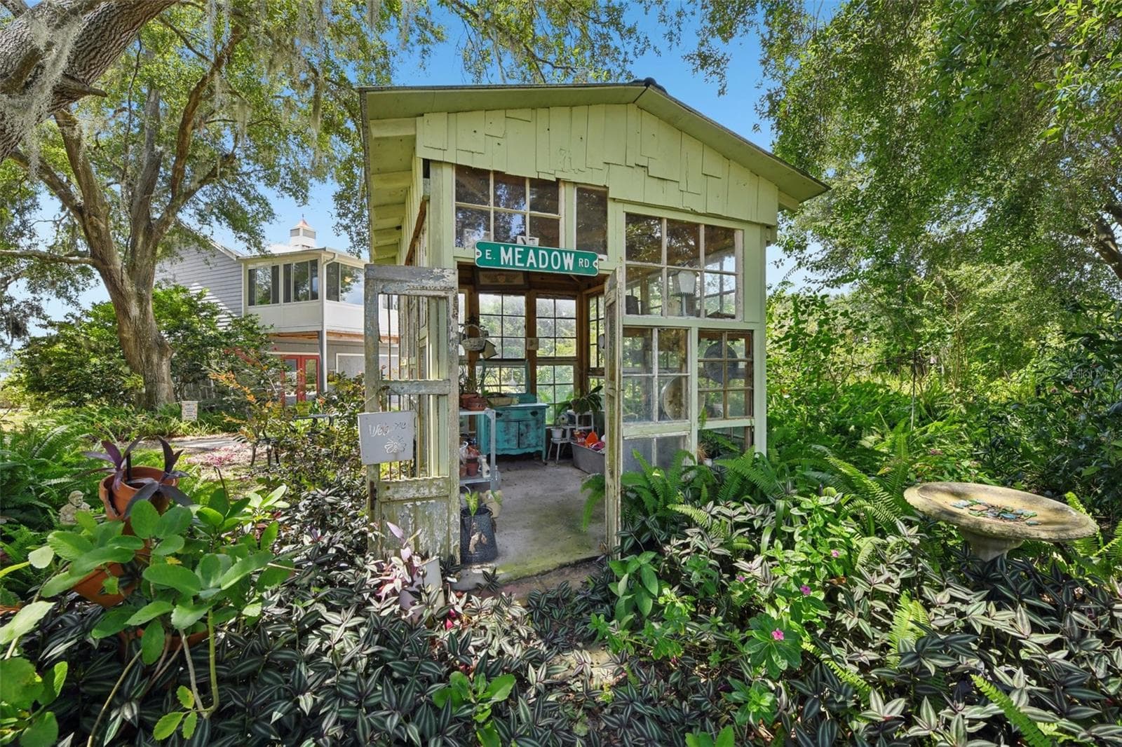 Orchid Green House - 18249 ROSE ST, GROVELAND