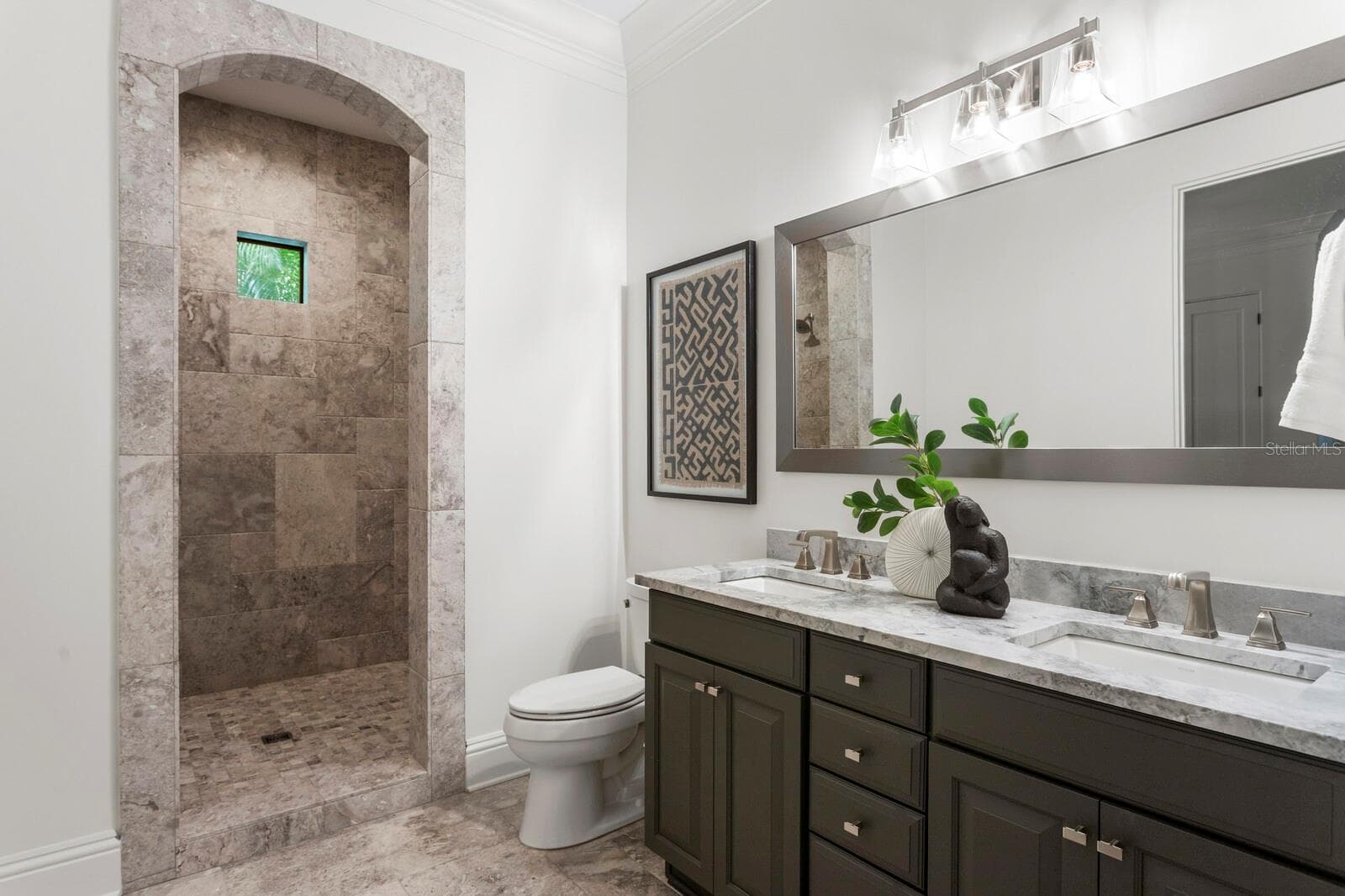 En-suite bathroom 3 - 3006 S EMERSON ST, TAMPA