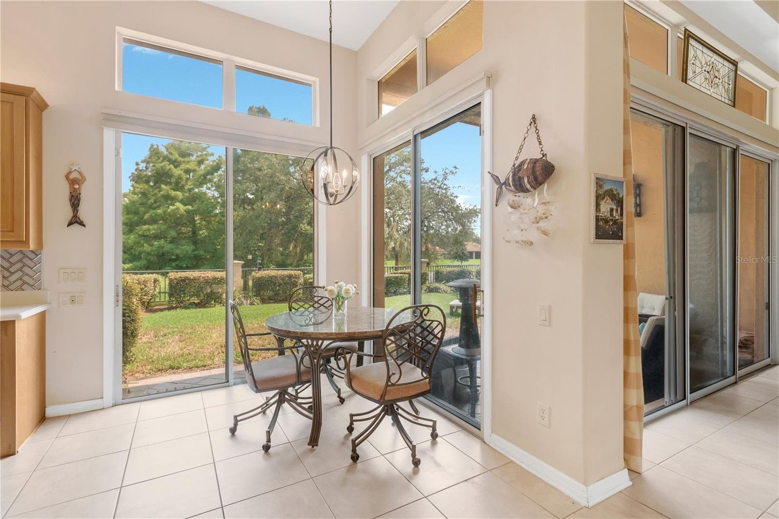 Breakfast nook - 1034 W SKYVIEW LANDINGS DR, HERNANDO