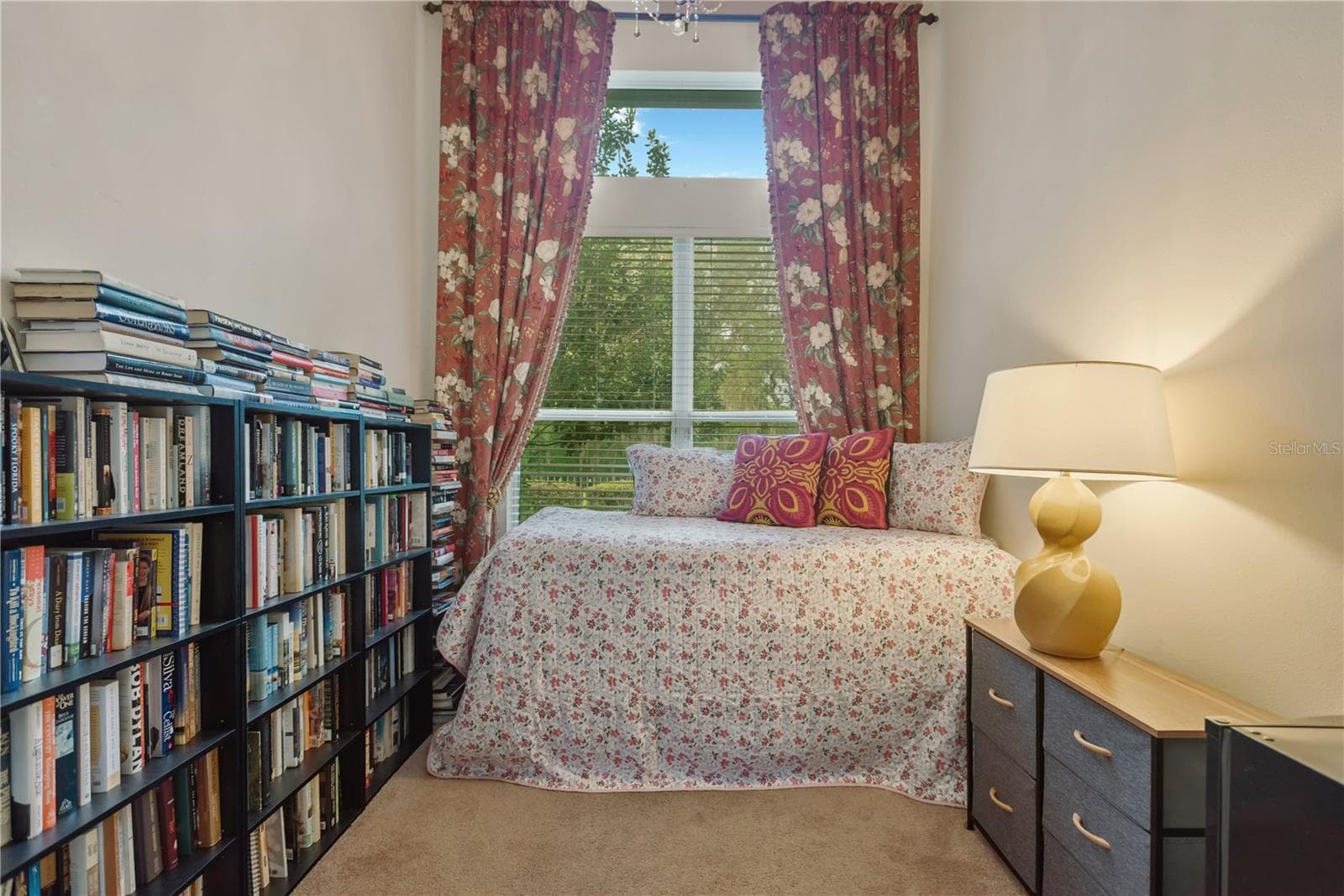 Room off the primary..perfect for 2nd closet or office - 1034 W SKYVIEW LANDINGS DR, HERNANDO