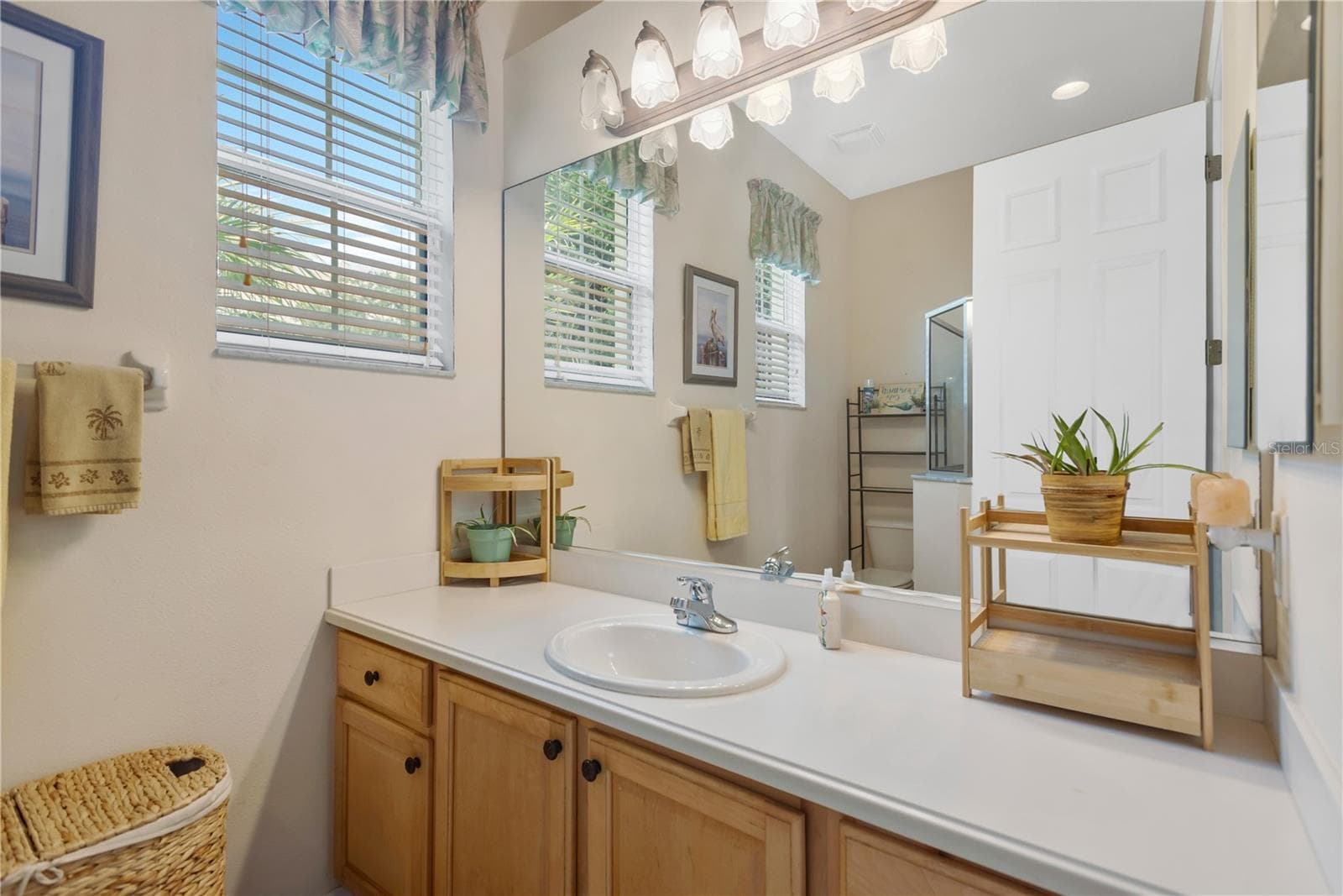 Full bath 3 - 1034 W SKYVIEW LANDINGS DR, HERNANDO