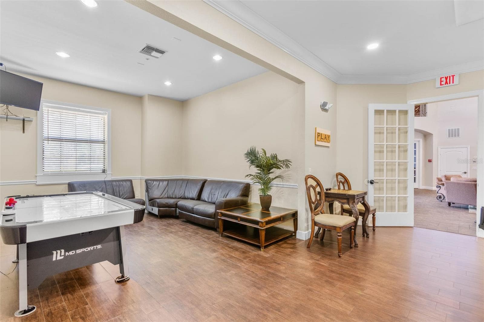 air hockey - 2176 PORTOFINO PL #6-2612, PALM HARBOR
