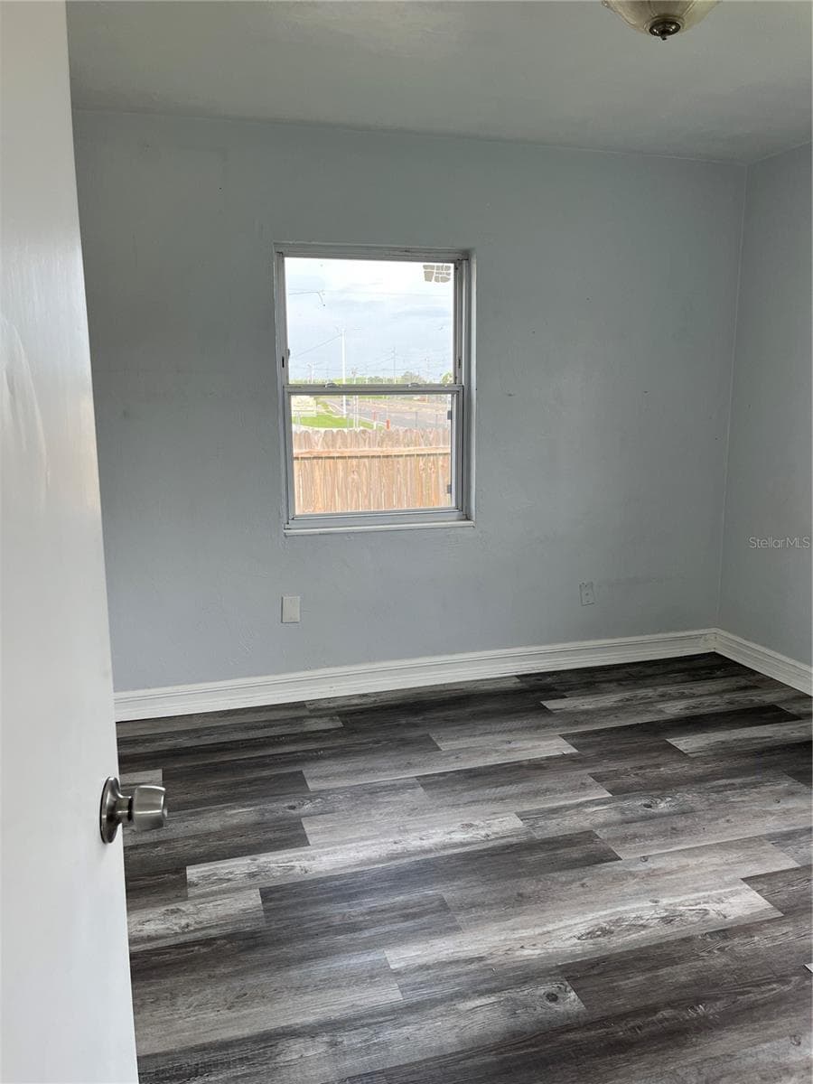 Mixed Use at 1206 E CANAL ST, MULBERRY, photo 23 of 49