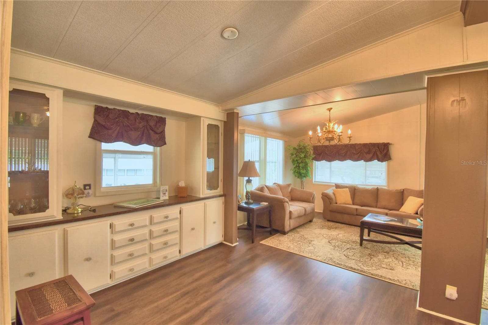 Manufactured Home at 4234 ROLLING OAKS DR, WINTER HAVEN, photo 15 of 76