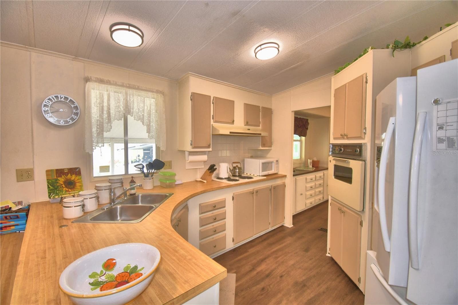Manufactured Home at 4234 ROLLING OAKS DR, WINTER HAVEN, photo 20 of 76
