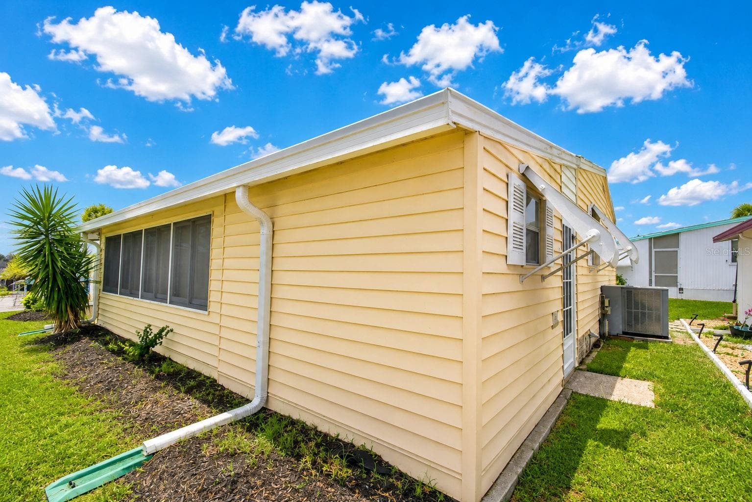 Manufactured Home at 4234 ROLLING OAKS DR, WINTER HAVEN, photo 57 of 76