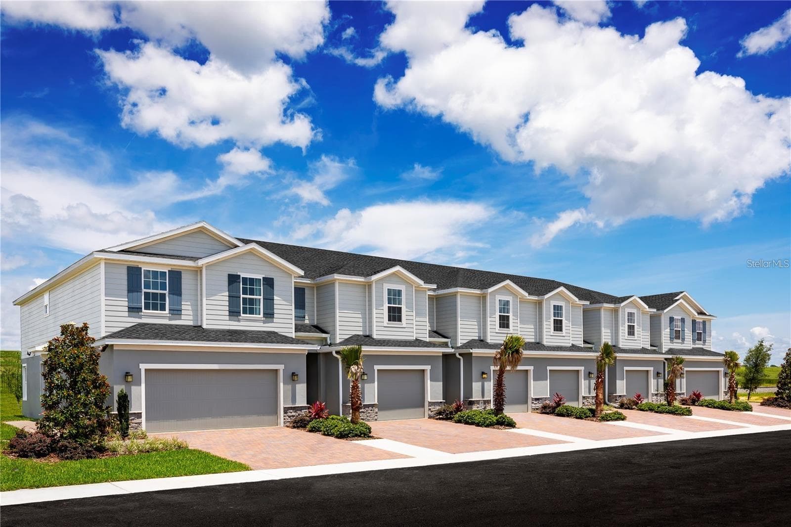 6712 CEDAR LANDING CIR