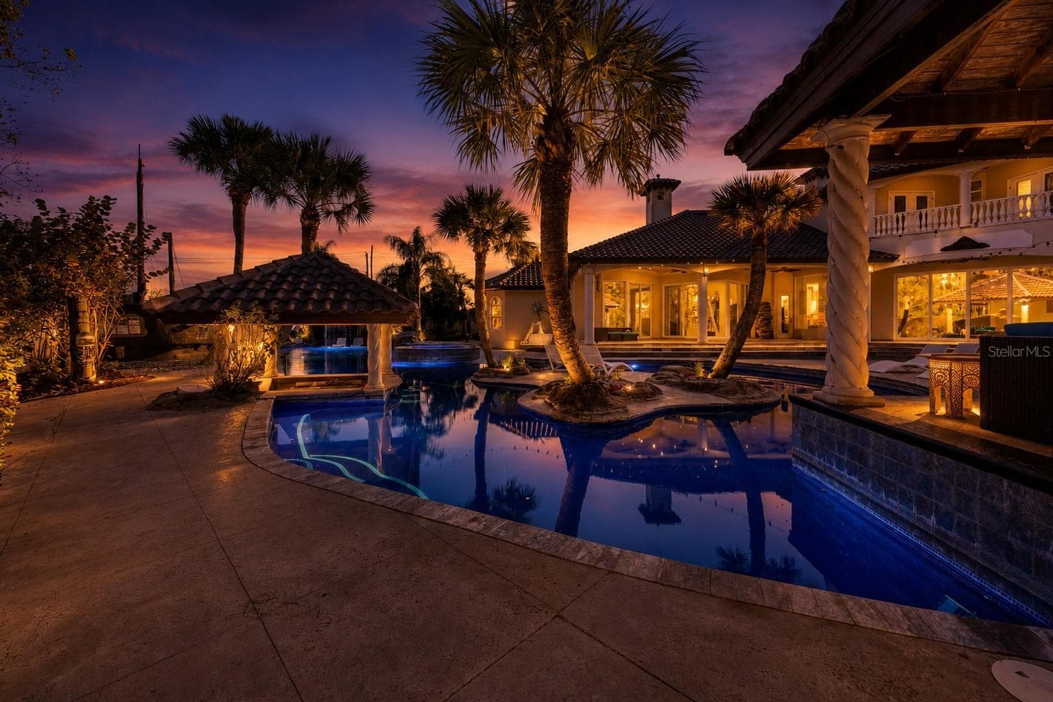 Pool at Twilight - 19165 GERACI RD, LUTZ