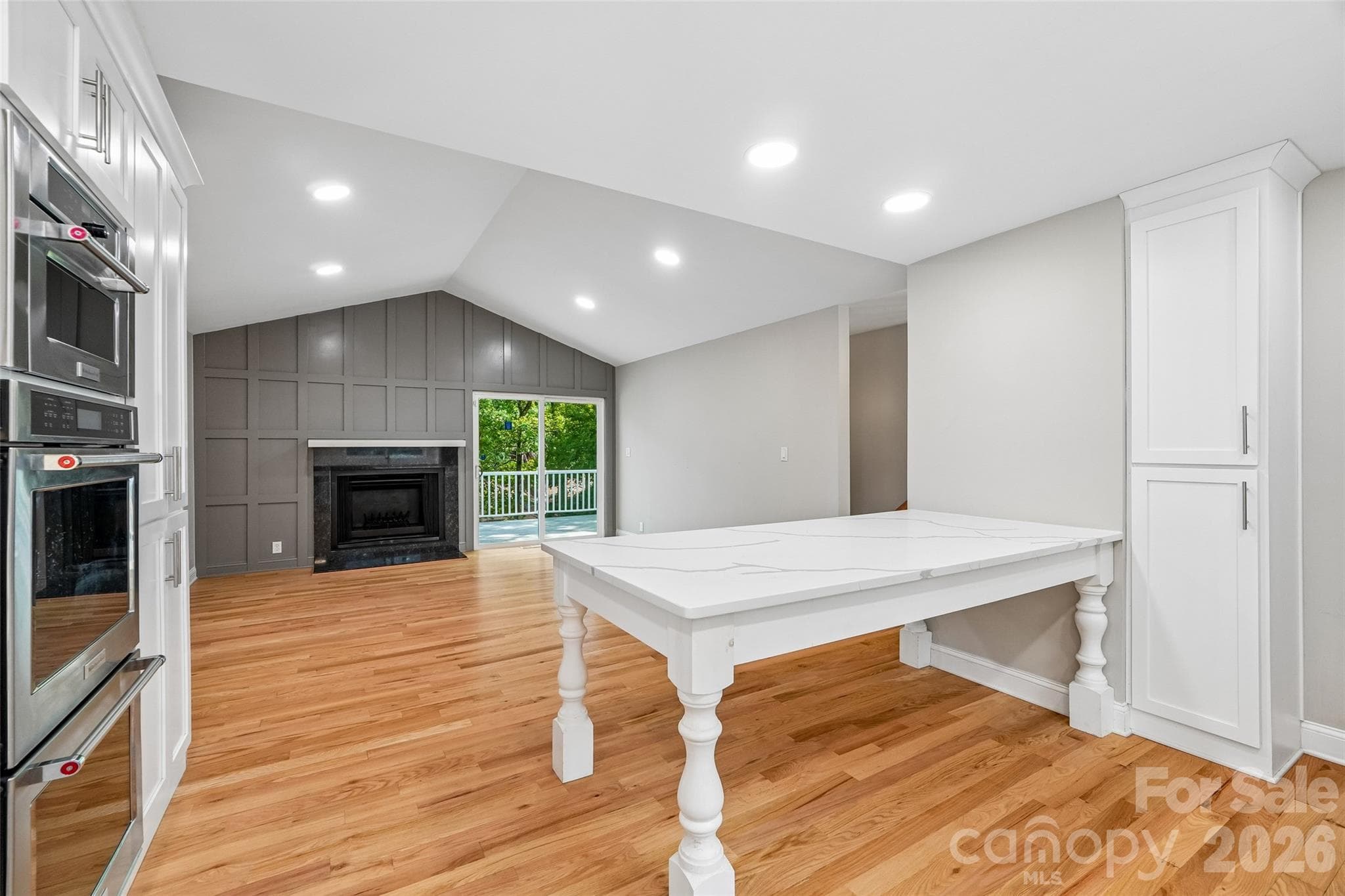 Single Family Residence at 7022 Chelsea Day Lane, Fort Mill, photo 3 of 40