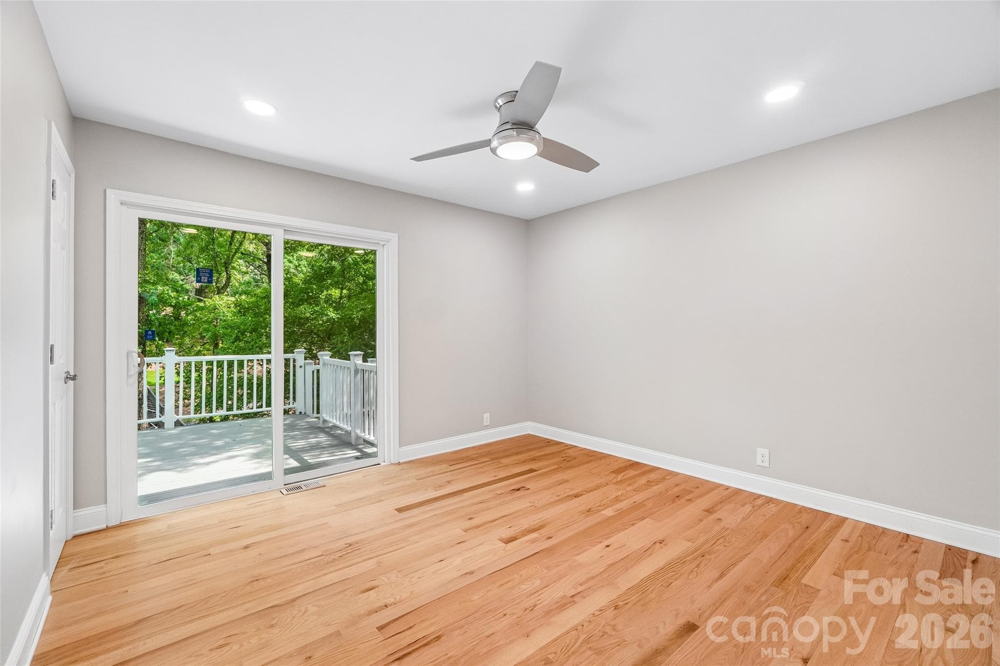 Single Family Residence at 7022 Chelsea Day Lane, Fort Mill, photo 25 of 40