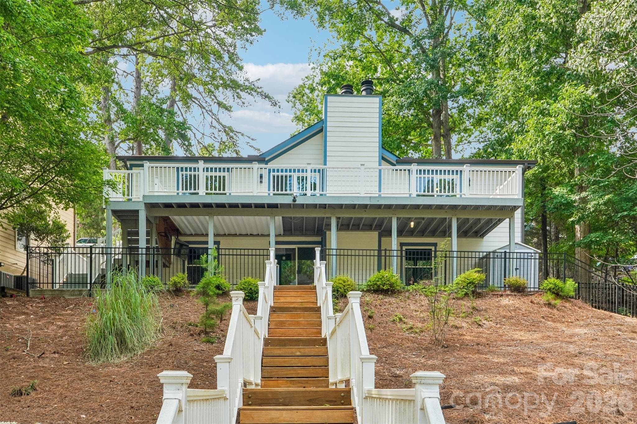 Single Family Residence at 7022 Chelsea Day Lane, Fort Mill, photo 36 of 40