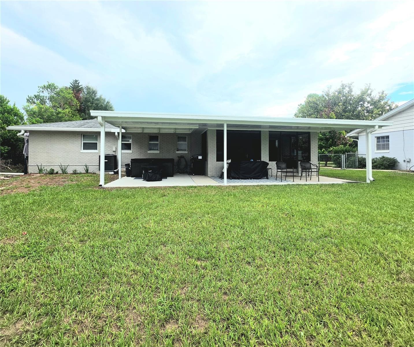 Back of home view - 1380 EAGLE AVE E, EAGLE LAKE