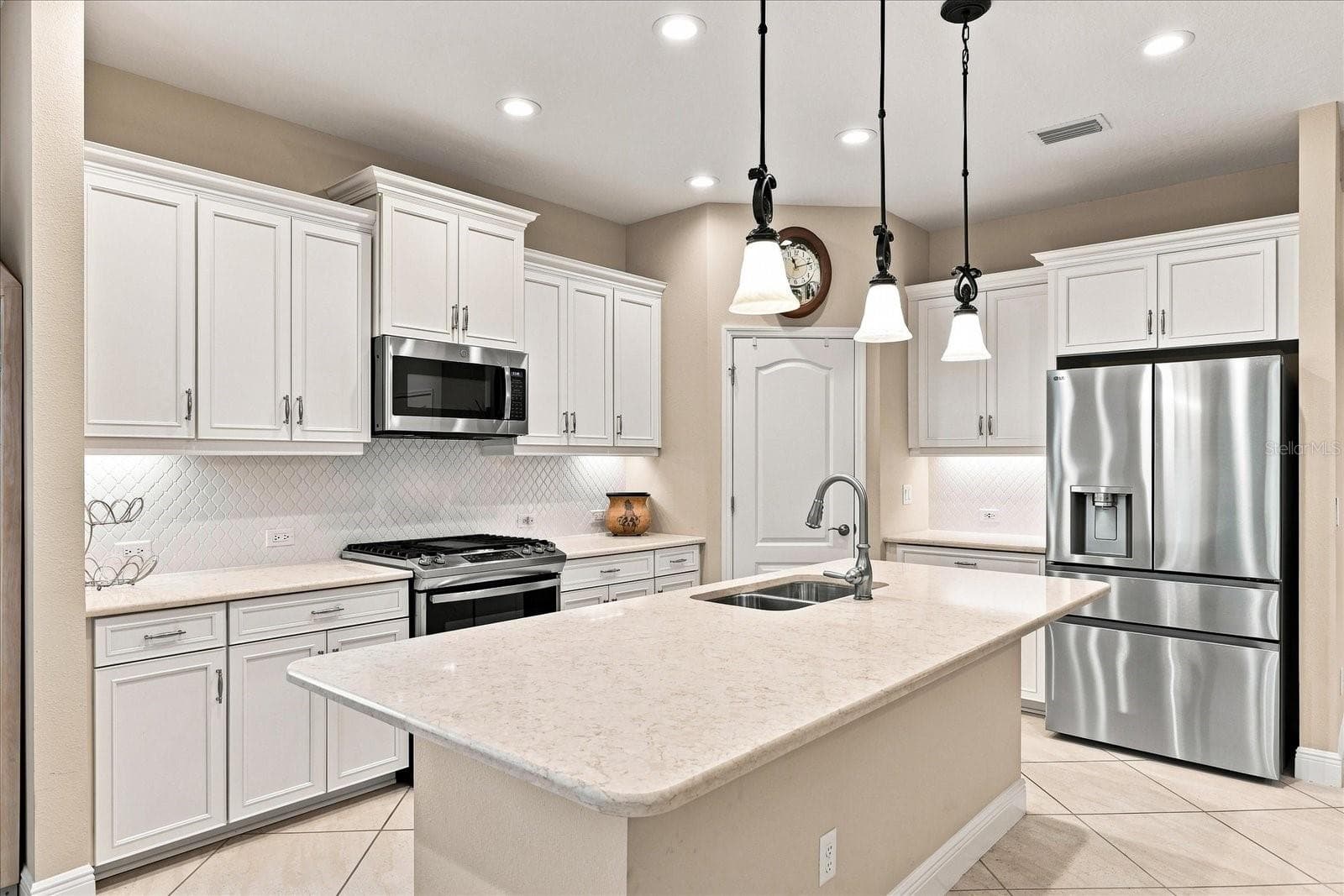Villa at 3036 SKY BLUE CV, LAKEWOOD RANCH, photo 14 of 69