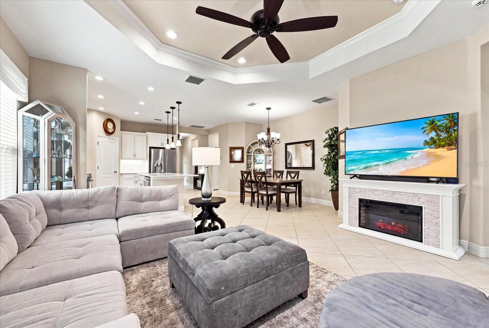CROWN MOLDING - 3036 SKY BLUE CV, LAKEWOOD RANCH